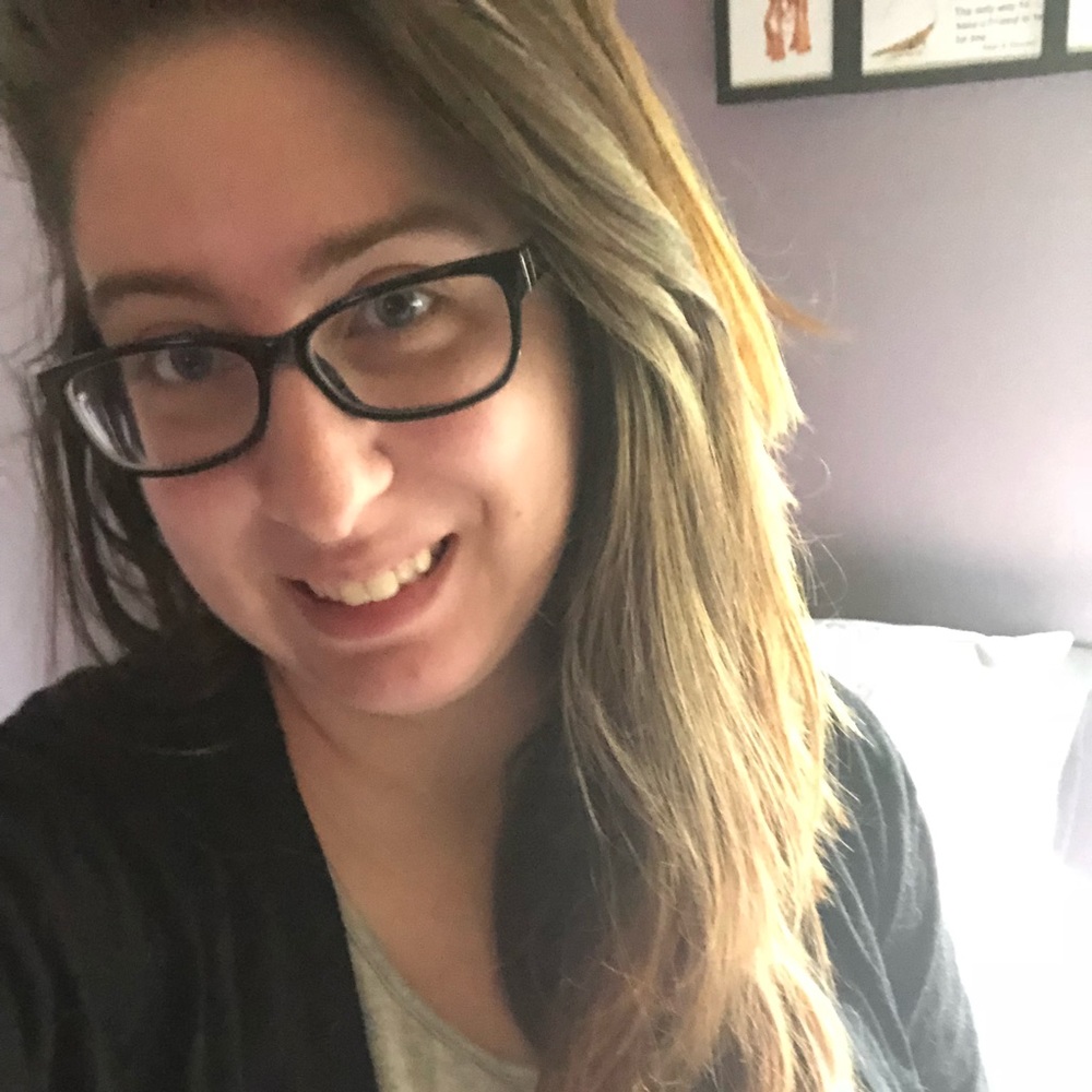 Meet your Posher, Alyssa